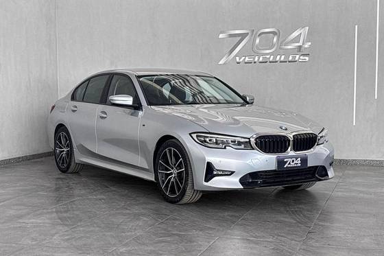 BMW 320i 2.0 16V TURBO GASOLINA SPORT AUTOMÁTICO BMW 320i 2.0 16V TURBO GASOLINA SPORT AUTOMÁTICO